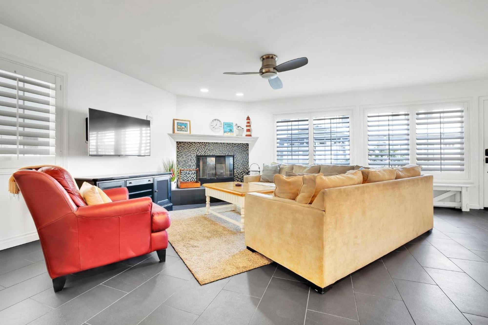 Fantastic Bayside Vacation - Wifi, Ac, Patio, Private Washer & Dryer