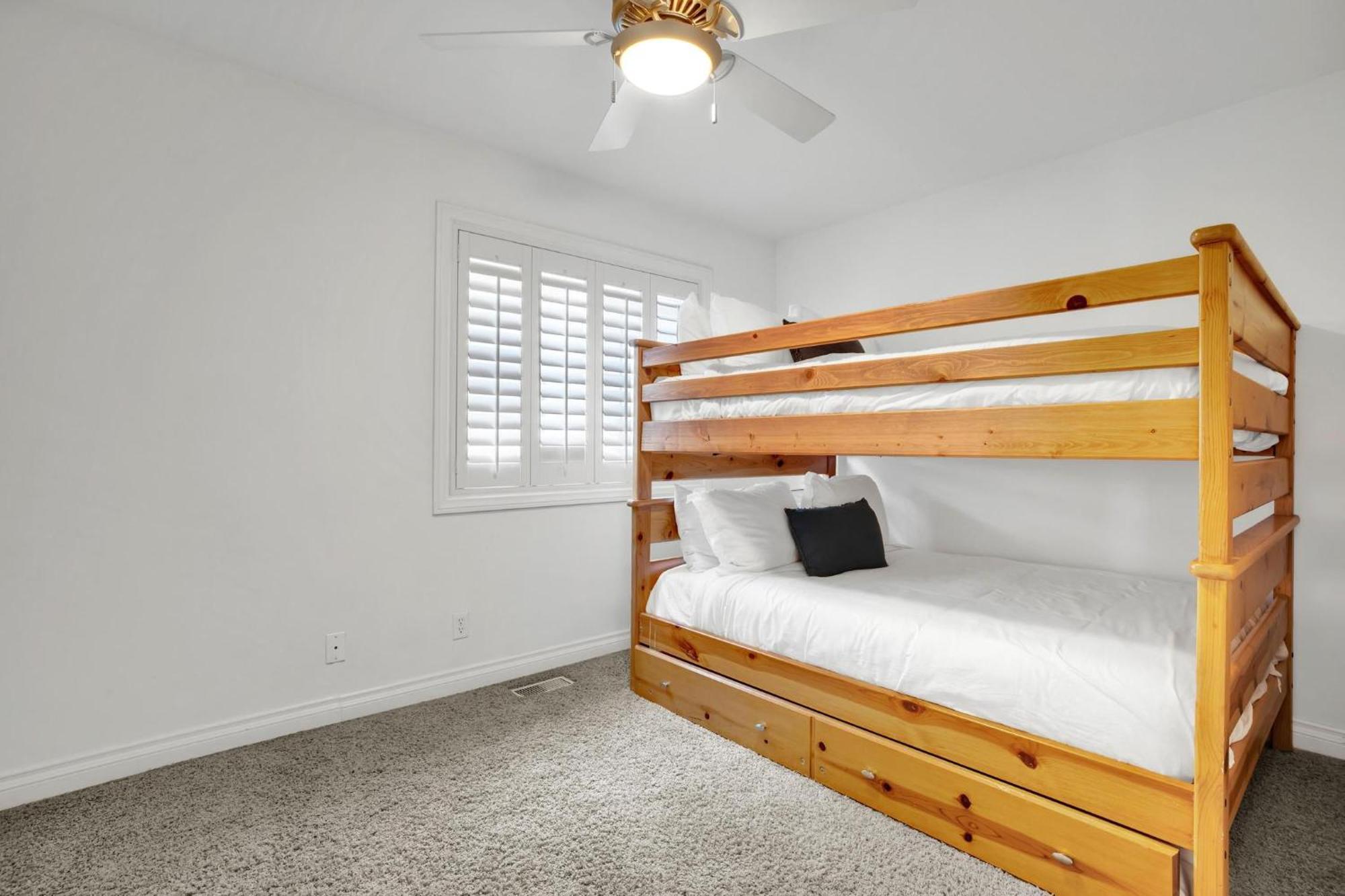 Fantastic Bayside Vacation - Wifi, Ac, Patio, Private Washer & Dryer Holiday home